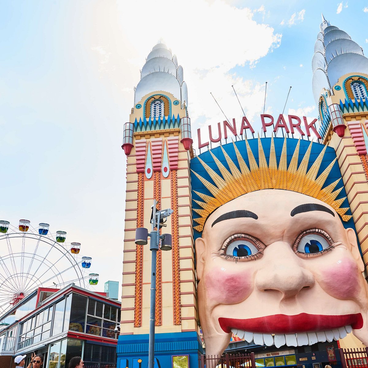 Luna park face and ferris